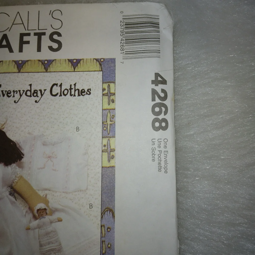 MCCALL'S 4268 Sophie Collection, night gown, underwear, fits most 18